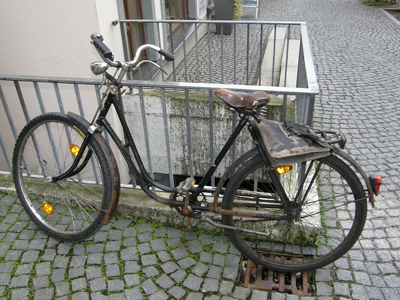 (20 of 82) Altes Fahrrad