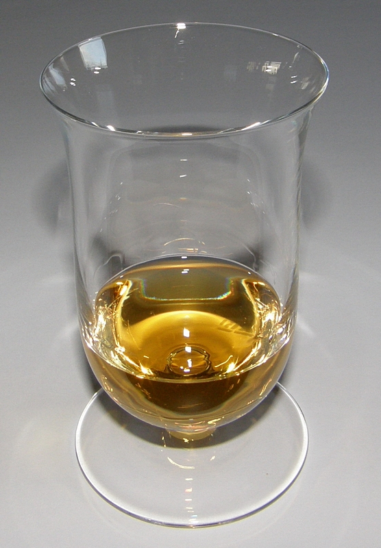 Scotchglas, gefllt