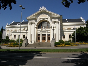 Spohnsches Konzerthaus (Vollansicht)