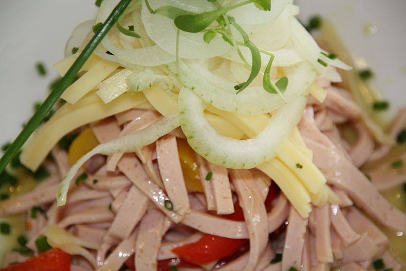 schweizer wurstsalat